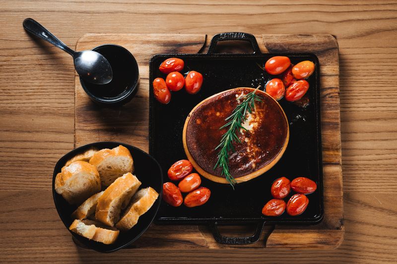 Garlic Bread with melted cheese appetizer