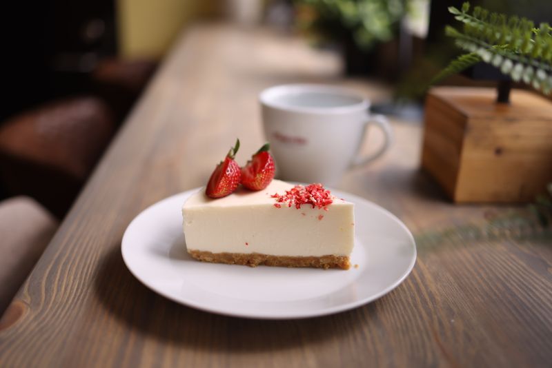 Creamy New York Style Cheesecake slice